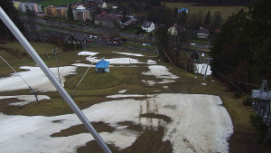 Skiareál Karolinka  - Spodní část sjezdovky skiareálu Karolinka - 1.4.2023 v 10:02
