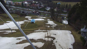 Skiareál Karolinka  - Spodní část sjezdovky skiareálu Karolinka - 1.4.2023 v 18:02