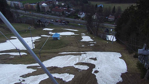 Skiareál Karolinka  - Spodní část sjezdovky skiareálu Karolinka - 3.4.2023 v 19:02