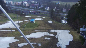 Skiareál Karolinka  - Spodní část sjezdovky skiareálu Karolinka - 10.4.2023 v 07:02