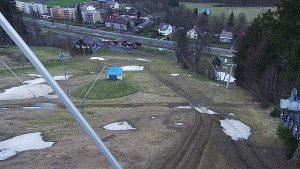 Skiareál Karolinka  - Spodní část sjezdovky skiareálu Karolinka - 13.4.2023 v 14:02