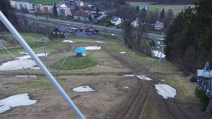 Skiareál Karolinka  - Spodní část sjezdovky skiareálu Karolinka - 13.4.2023 v 15:02