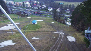 Skiareál Karolinka  - Spodní část sjezdovky skiareálu Karolinka - 14.4.2023 v 07:02
