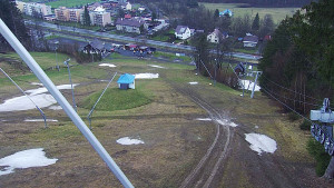 Skiareál Karolinka  - Spodní část sjezdovky skiareálu Karolinka - 14.4.2023 v 09:02