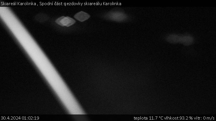 Skiareál Karolinka  - Spodní část sjezdovky skiareálu Karolinka - 30.4.2024 v 01:02