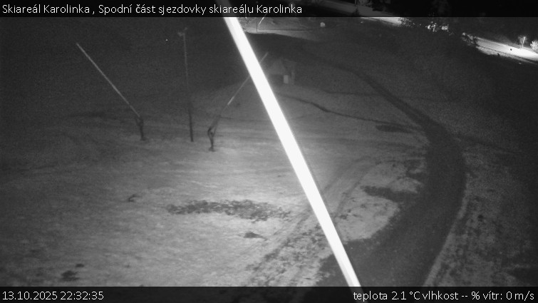 Skiareál Karolinka - Spodní část sjezdovky skiareálu Karolinka - 13.10.2025 v 22:32 Skiareál Karolinka - Spodní část sjezdovky skiareálu Karolinka - 13.10.2025 v 22:32