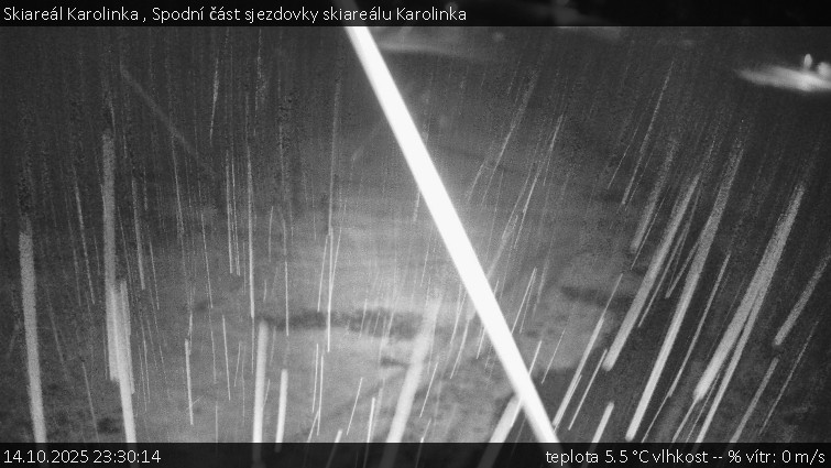 Skiareál Karolinka - Spodní část sjezdovky skiareálu Karolinka - 14.10.2025 v 23:30 Skiareál Karolinka - Spodní část sjezdovky skiareálu Karolinka - 14.10.2025 v 23:30