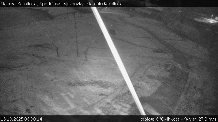 Skiareál Karolinka - Spodní část sjezdovky skiareálu Karolinka - 15.10.2025 v 06:30 Skiareál Karolinka - Spodní část sjezdovky skiareálu Karolinka - 15.10.2025 v 06:30