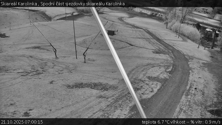 Skiareál Karolinka - Spodní část sjezdovky skiareálu Karolinka - 21.10.2025 v 07:00 Skiareál Karolinka - Spodní část sjezdovky skiareálu Karolinka - 21.10.2025 v 07:00
