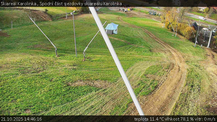 Skiareál Karolinka - Spodní část sjezdovky skiareálu Karolinka - 21.10.2025 v 14:46 Skiareál Karolinka - Spodní část sjezdovky skiareálu Karolinka - 21.10.2025 v 14:46