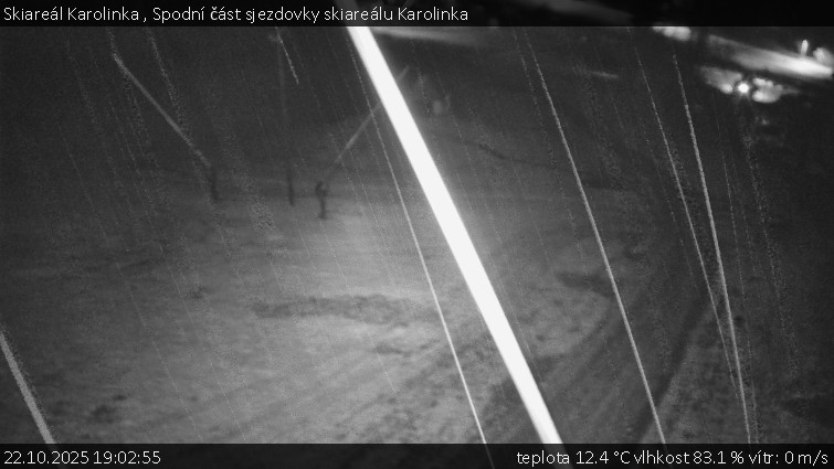 Skiareál Karolinka - Spodní část sjezdovky skiareálu Karolinka - 22.10.2025 v 19:02 Skiareál Karolinka - Spodní část sjezdovky skiareálu Karolinka - 22.10.2025 v 19:02