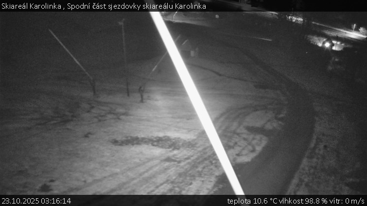 Skiareál Karolinka - Spodní část sjezdovky skiareálu Karolinka - 23.10.2025 v 03:16 Skiareál Karolinka - Spodní část sjezdovky skiareálu Karolinka - 23.10.2025 v 03:16