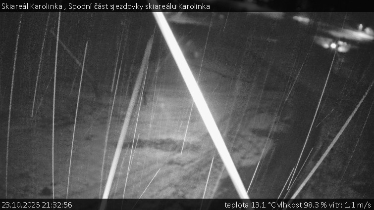 Skiareál Karolinka - Spodní část sjezdovky skiareálu Karolinka - 23.10.2025 v 21:32 Skiareál Karolinka - Spodní část sjezdovky skiareálu Karolinka - 23.10.2025 v 21:32