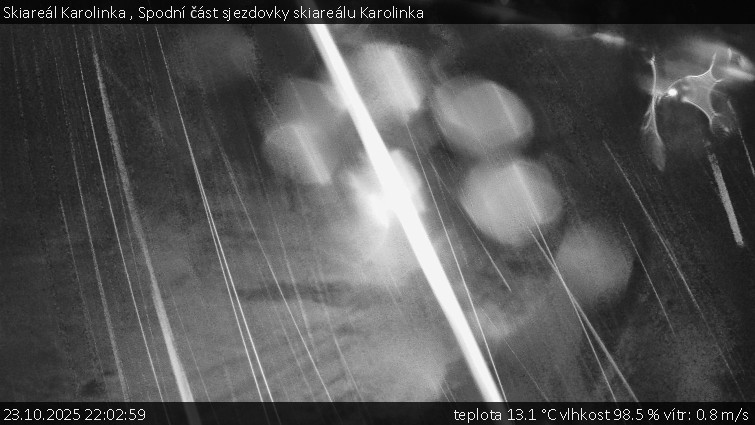 Skiareál Karolinka - Spodní část sjezdovky skiareálu Karolinka - 23.10.2025 v 22:02 Skiareál Karolinka - Spodní část sjezdovky skiareálu Karolinka - 23.10.2025 v 22:02