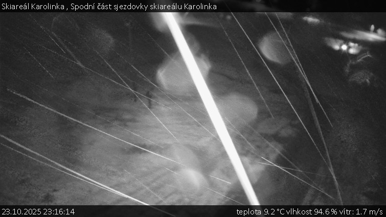 Skiareál Karolinka - Spodní část sjezdovky skiareálu Karolinka - 23.10.2025 v 23:16 Skiareál Karolinka - Spodní část sjezdovky skiareálu Karolinka - 23.10.2025 v 23:16