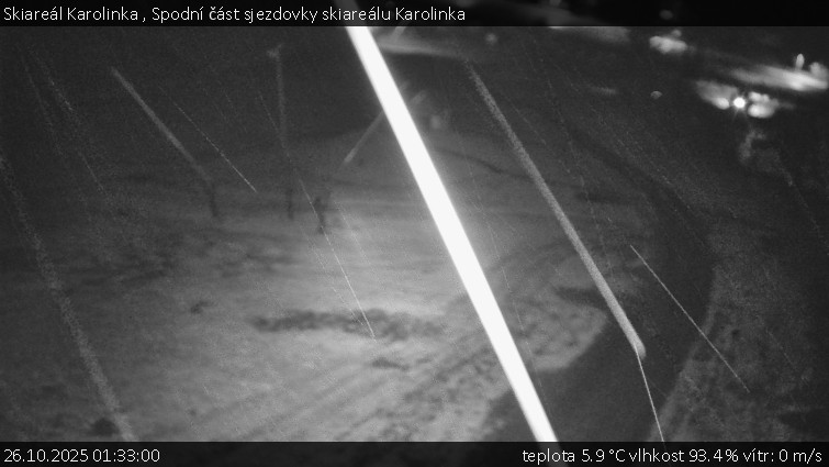 Skiareál Karolinka  - Spodní část sjezdovky skiareálu Karolinka - 26.10.2025 v 01:33 Skiareál Karolinka  - Spodní část sjezdovky skiareálu Karolinka - 26.10.2025 v 01:33