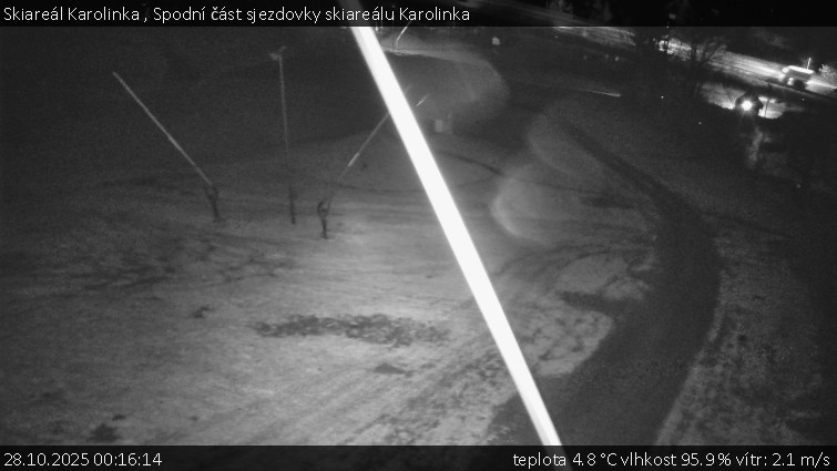 Skiareál Karolinka  - Spodní část sjezdovky skiareálu Karolinka - 28.10.2025 v 00:16 Skiareál Karolinka  - Spodní část sjezdovky skiareálu Karolinka - 28.10.2025 v 00:16