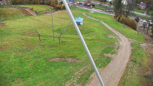 Skiareál Karolinka  - Spodní část sjezdovky skiareálu Karolinka - 28.10.2025 v 15:45 Skiareál Karolinka  - Spodní část sjezdovky skiareálu Karolinka - 28.10.2025 v 15:45