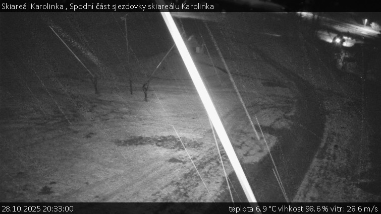 Skiareál Karolinka  - Spodní část sjezdovky skiareálu Karolinka - 28.10.2025 v 20:33 Skiareál Karolinka  - Spodní část sjezdovky skiareálu Karolinka - 28.10.2025 v 20:33