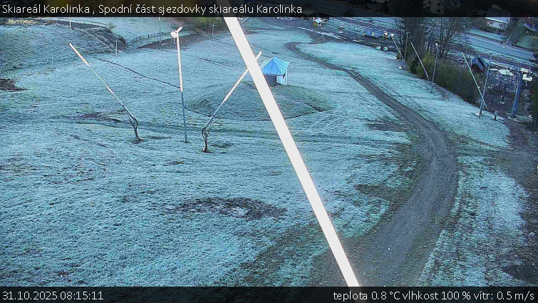 Skiareál Karolinka  - Spodní část sjezdovky skiareálu Karolinka - 31.10.2025 v 08:15 Skiareál Karolinka  - Spodní část sjezdovky skiareálu Karolinka - 31.10.2025 v 08:15