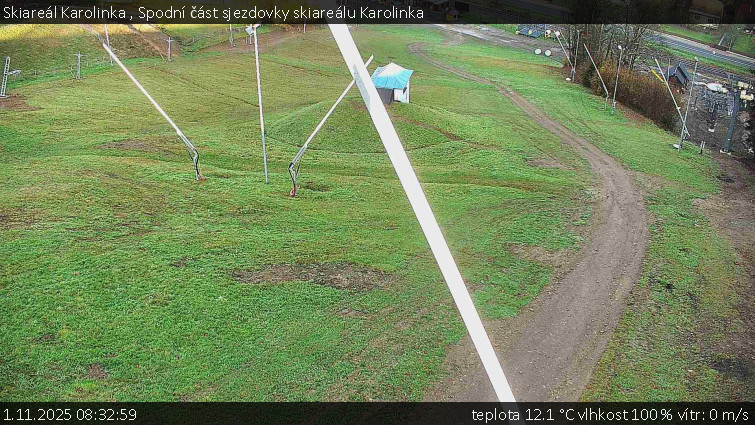 Skiareál Karolinka  - Spodní část sjezdovky skiareálu Karolinka - 1.11.2025 v 08:32 Skiareál Karolinka  - Spodní část sjezdovky skiareálu Karolinka - 1.11.2025 v 08:32