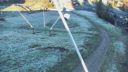 Spodní část sjezdovky skiareálu Karolinka