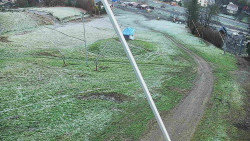 Spodní část sjezdovky skiareálu Karolinka