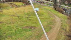 Spodní část sjezdovky skiareálu Karolinka