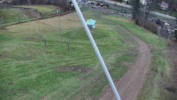 Spodní část sjezdovky skiareálu Karolinka