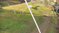 Spodní část sjezdovky skiareálu Karolinka