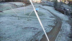 Spodní část sjezdovky skiareálu Karolinka