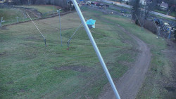 Spodní část sjezdovky skiareálu Karolinka