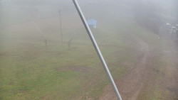 Spodní část sjezdovky skiareálu Karolinka