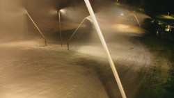 Spodní část sjezdovky skiareálu Karolinka