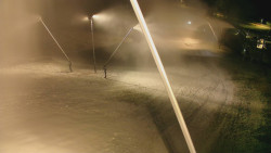 Spodní část sjezdovky skiareálu Karolinka