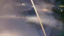 Spodní část sjezdovky skiareálu Karolinka