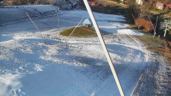 Spodní část sjezdovky skiareálu Karolinka