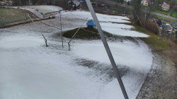 Spodní část sjezdovky skiareálu Karolinka