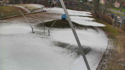 Spodní část sjezdovky skiareálu Karolinka