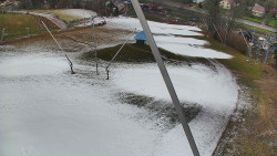 Spodní část sjezdovky skiareálu Karolinka