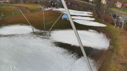 Spodní část sjezdovky skiareálu Karolinka