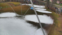 Spodní část sjezdovky skiareálu Karolinka