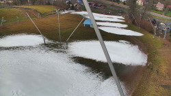 Spodní část sjezdovky skiareálu Karolinka