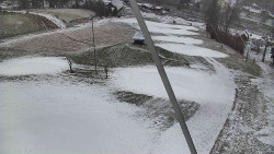 Spodní část sjezdovky skiareálu Karolinka