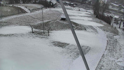 Spodní část sjezdovky skiareálu Karolinka