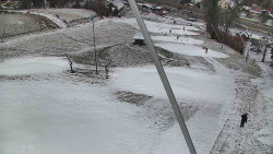 Spodní část sjezdovky skiareálu Karolinka