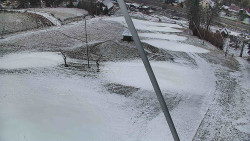 Spodní část sjezdovky skiareálu Karolinka