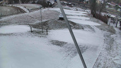 Spodní část sjezdovky skiareálu Karolinka