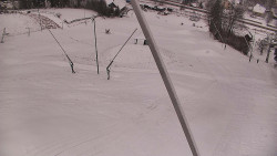 Spodní část sjezdovky skiareálu Karolinka