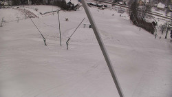 Spodní část sjezdovky skiareálu Karolinka